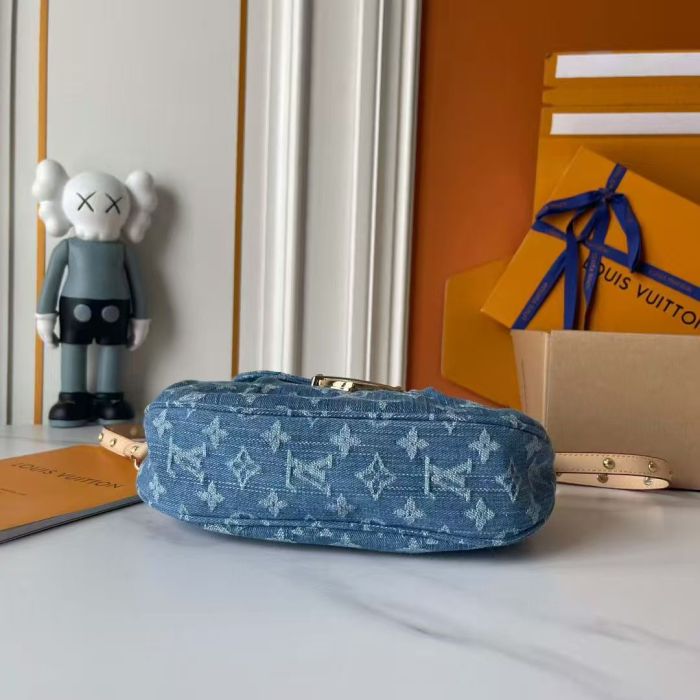 Denim and Split leather bag ,4A ,size 27*18*3 cm,  B88-771