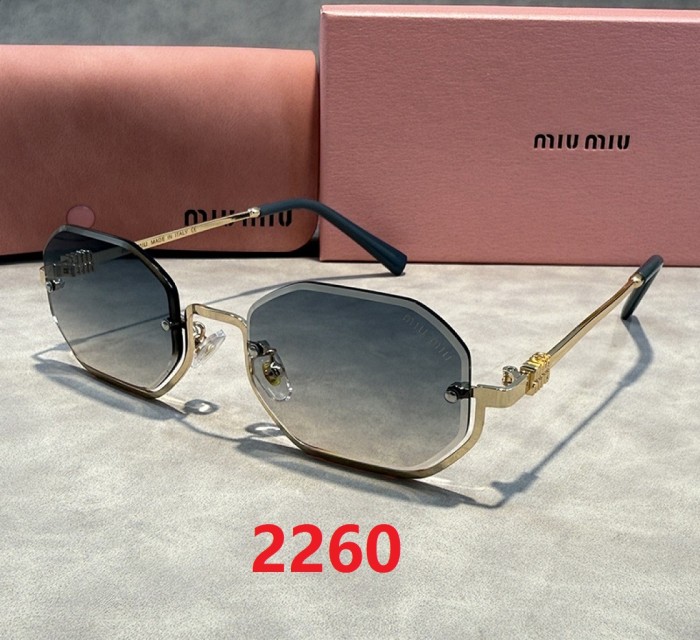 Blue light blocking sunglasses with the box and case ,G25-2256-2262