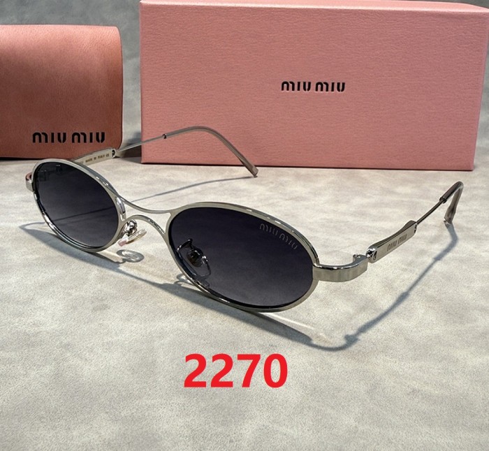 Blue light blocking sunglasses with the box and case ,G25-2269-2274