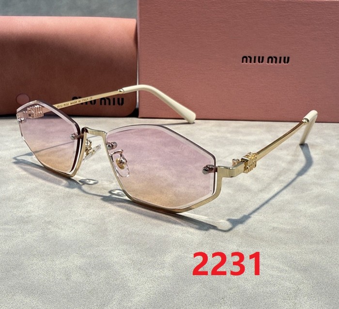Blue light blocking sunglasses with the box and case ,G25-2225-2231