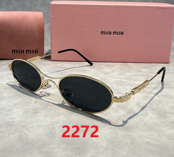 Blue light blocking sunglasses with the box and case ,G25-2269-2274