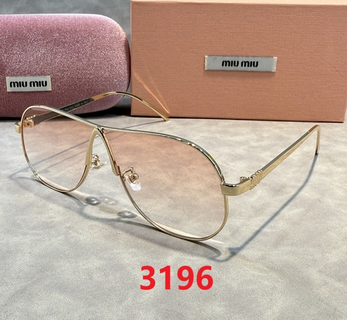 Blue light blocking sunglasses with the box and case ,G25-3193-3198