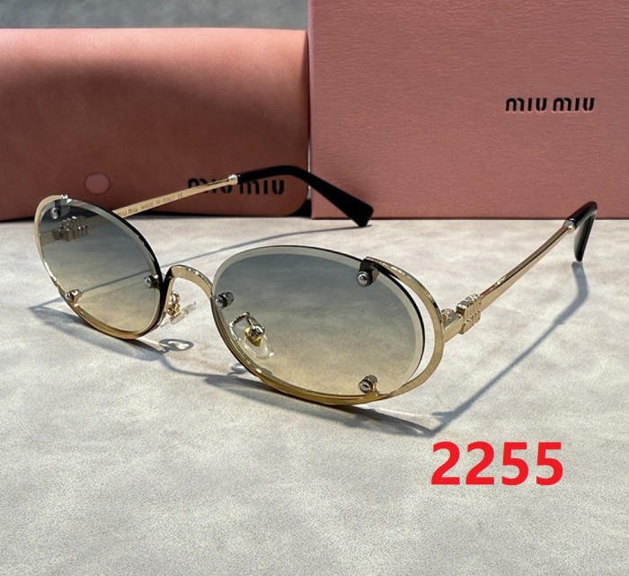 Blue light blocking sunglasses with the box and case ,G25-2250-2255