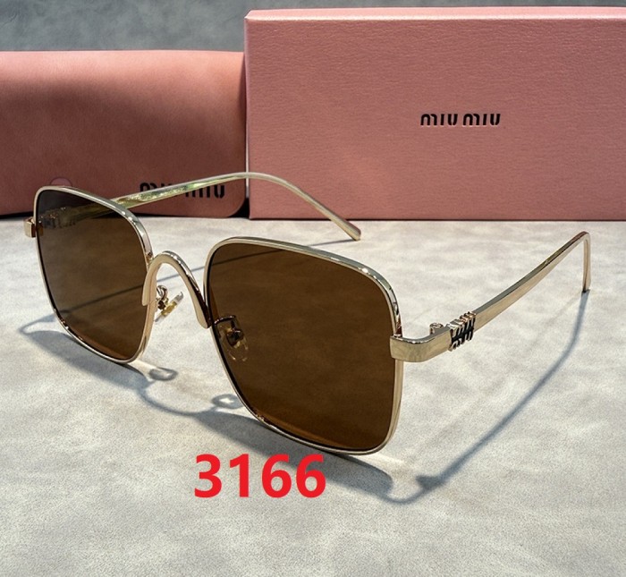Blue light blocking sunglasses with the box and case ,G25-3161-3167
