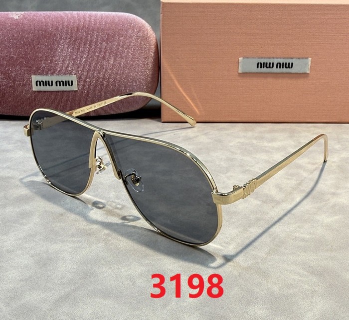 Blue light blocking sunglasses with the box and case ,G25-3193-3198