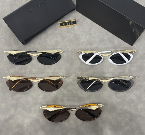 Blue light blocking sunglasses with the box and case ,G25-3224-3228
