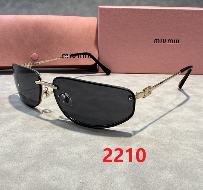 Blue light blocking sunglasses with the box and case ,G25-2207-2212
