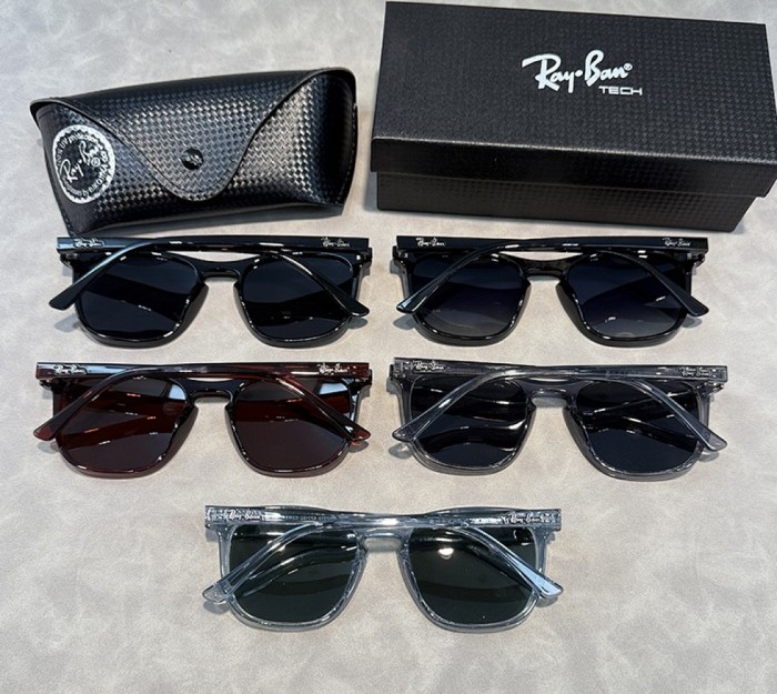 Blue light blocking sunglasses with the box and case ,G25-3330-3334