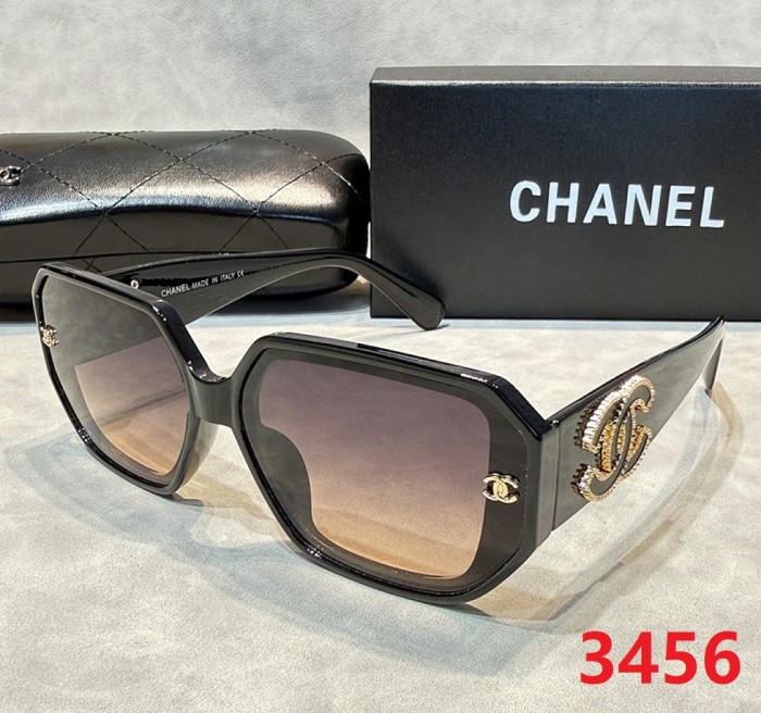 Blue light blocking sunglasses with the box and case ,G25-3452-3457