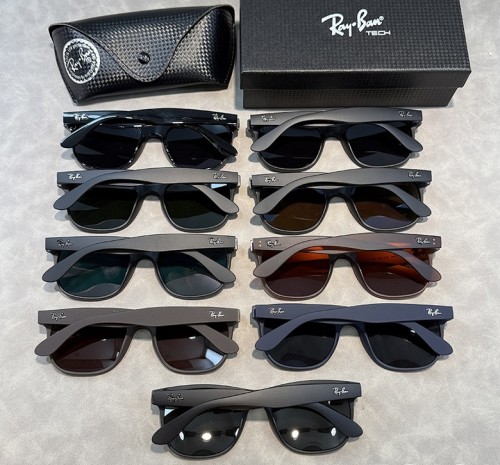 Blue light blocking sunglasses with the box and case ,G25-3234-3242