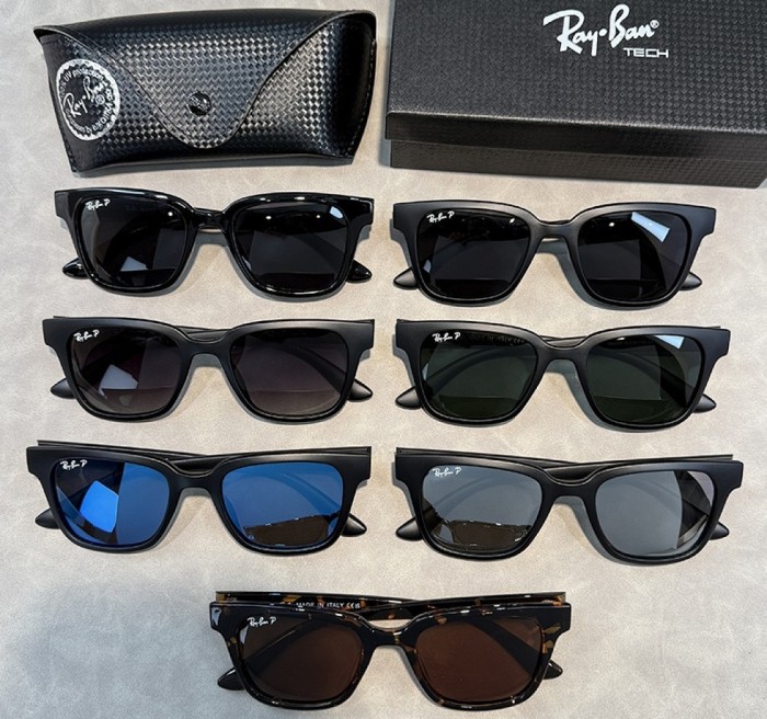 Blue light blocking sunglasses with the box and case ,G25-3335-3341
