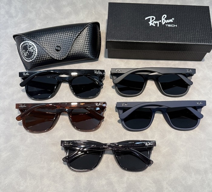 Blue light blocking sunglasses with the box and case ,G25-3351-3355