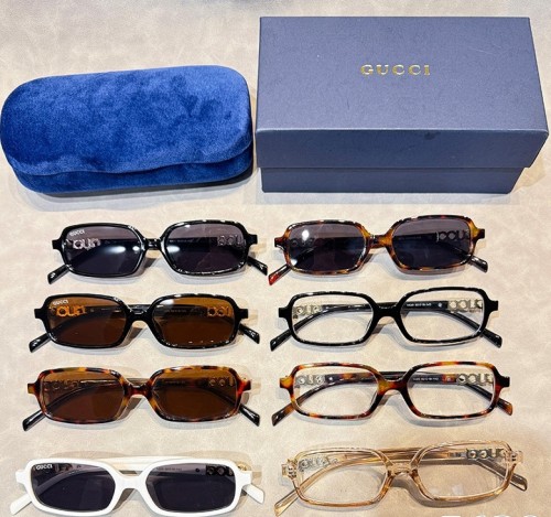 Blue light blocking sunglasses with the box and case ,G25-3479-3486