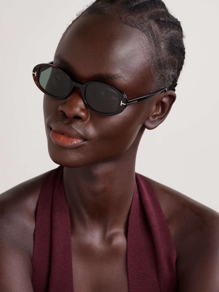 Blue light blocking sunglasses with the box and case ,G25-3470-3478