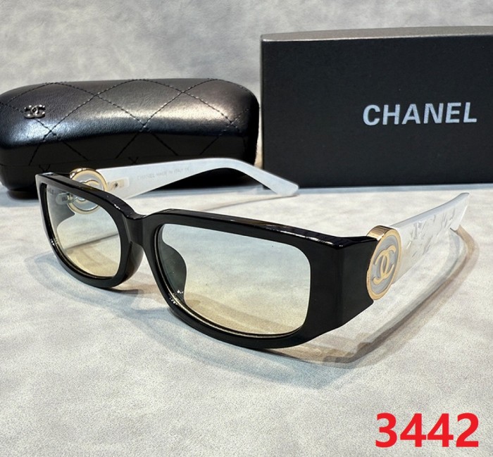 Blue light blocking sunglasses with the box and case ,G25-3439-3443