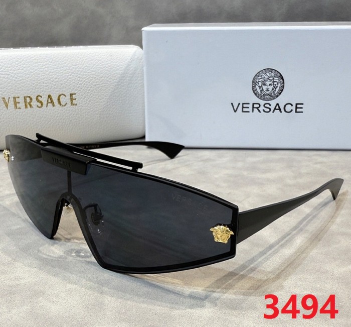 Blue light blocking sunglasses with the box and case ,G25-3493-3497