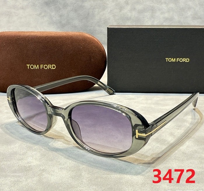 Blue light blocking sunglasses with the box and case ,G25-3470-3478