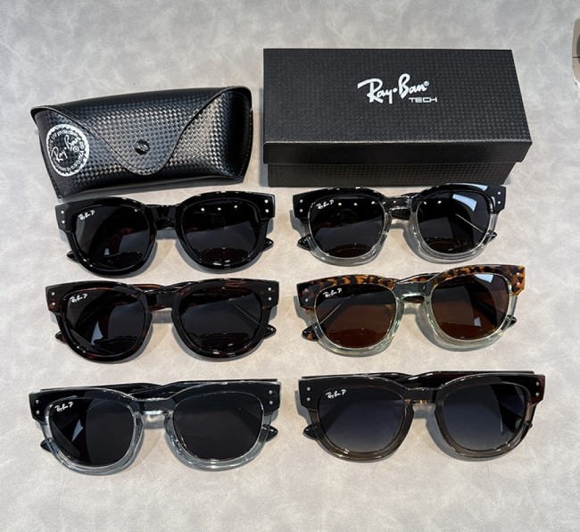 Blue light blocking sunglasses with the box and case ,G25-3282-3287