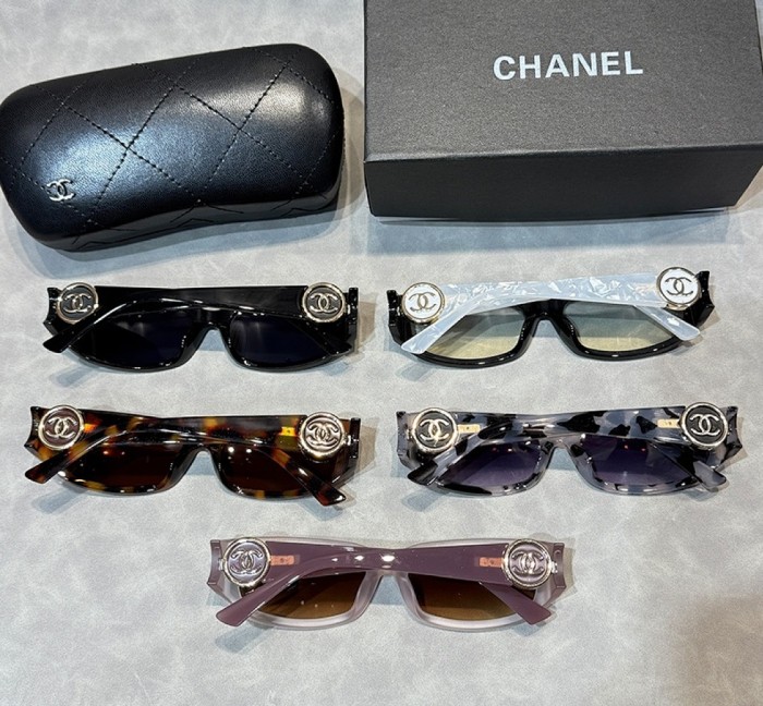 Blue light blocking sunglasses with the box and case ,G25-3439-3443