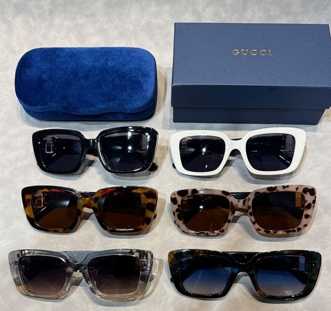 Blue light blocking sunglasses with the box and case ,G25-3525-3530