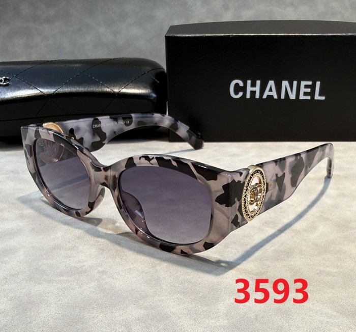 Blue light blocking sunglasses with the box and case ,G25-3591-3597