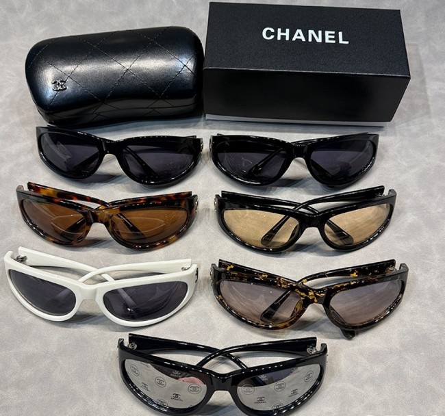 Blue light blocking sunglasses with the box and case ,G25-3577-3583