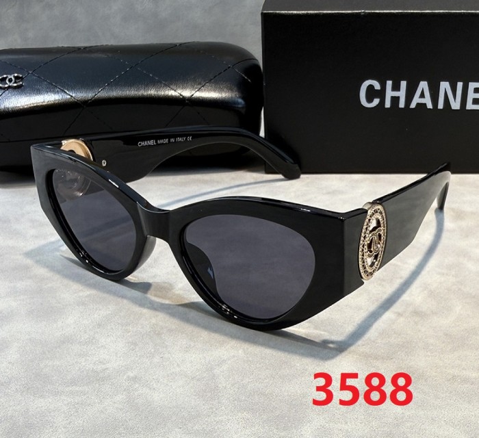 Blue light blocking sunglasses with the box and case ,G25-3584-3590