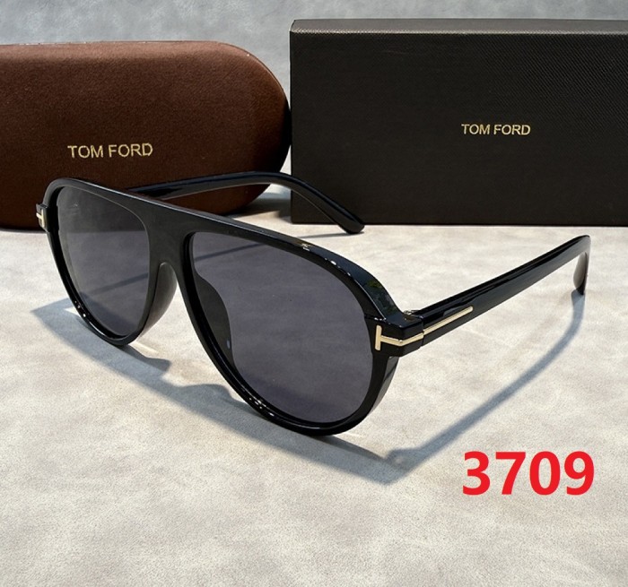 Blue light blocking sunglasses with the box and case ,G25-3708-3717