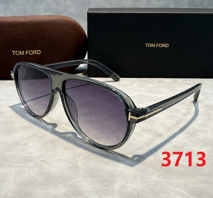 Blue light blocking sunglasses with the box and case ,G25-3708-3717