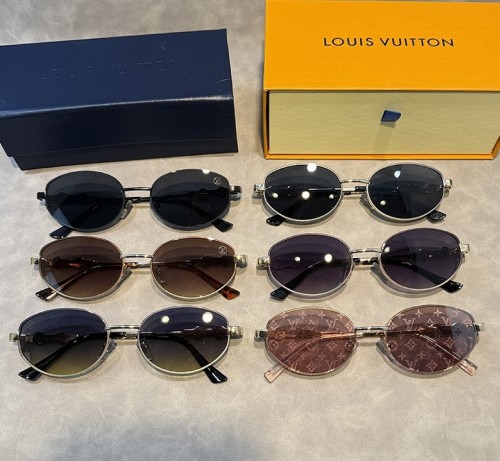 Blue light blocking sunglasses with the box and case ,G25-3773-3778