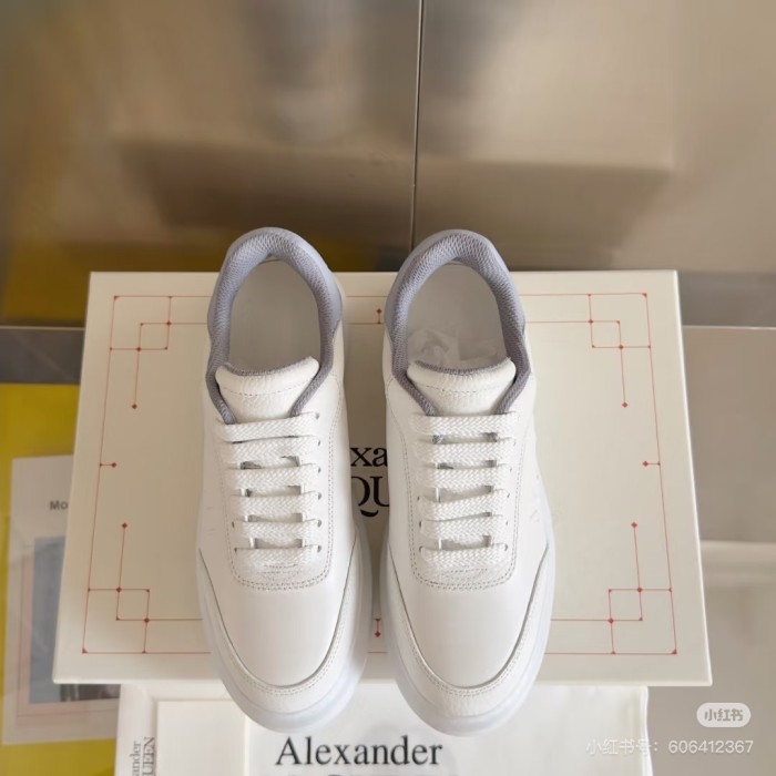 Women's men flat sneaker shoes,  size 35-45, SS70-2691