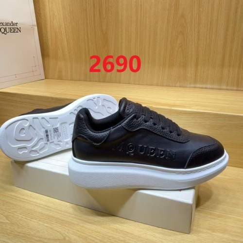 Women's men flat sneaker shoes,  size 35-45, SS70-2690