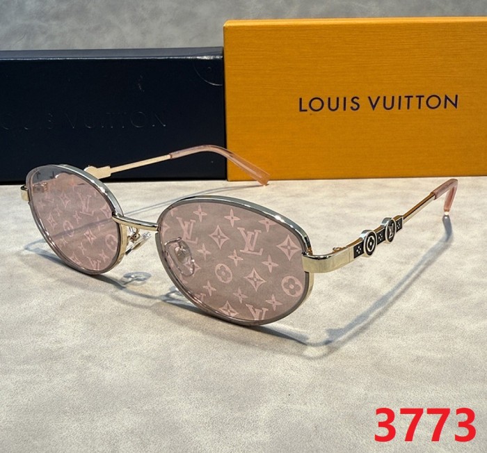 Blue light blocking sunglasses with the box and case ,G25-3773-3778