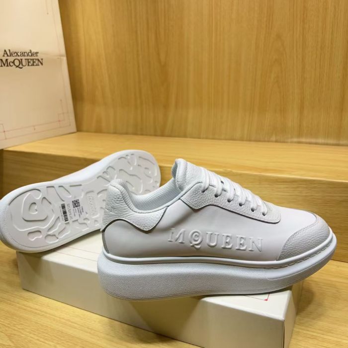 Women's men flat sneaker shoes,  size 35-45, SS70-2696