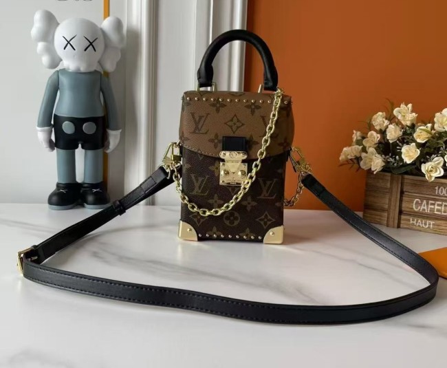 Split leather bag ,4A ,size 17.5*12.5*6cm,  B88-413