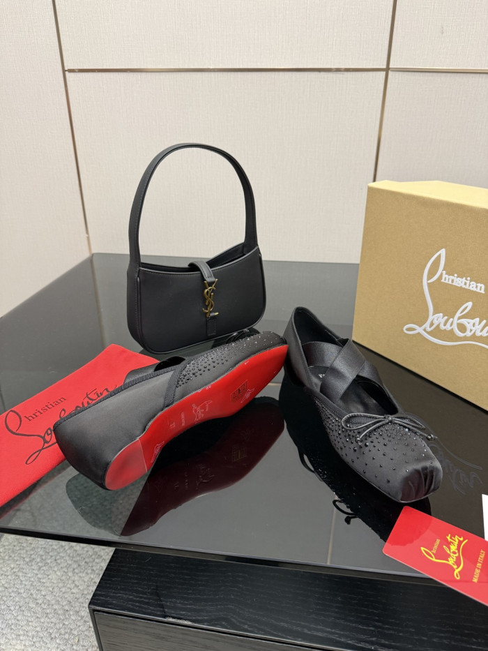 High quality women flat shoes,with box,size 35-41, SS120-399