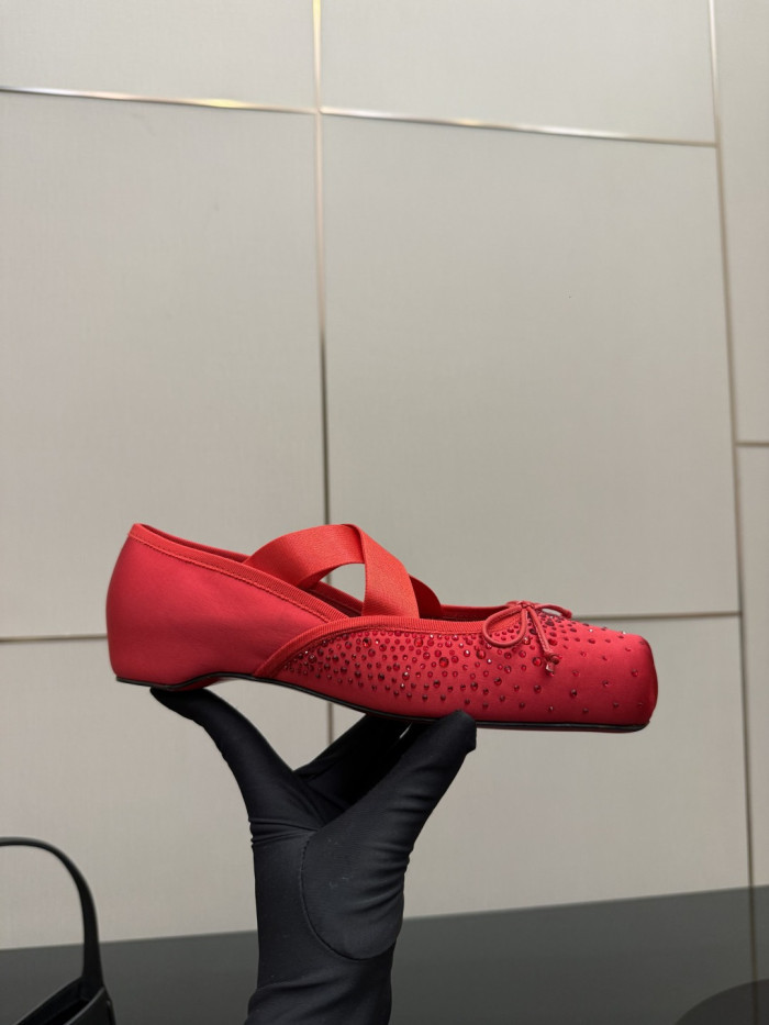 High quality women flat shoes,with box,size 35-41, SS120-397