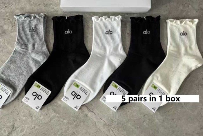 Breathable sports cotton socks for women， 5 pairs of 1 box. with box,free size,CL15.5-156