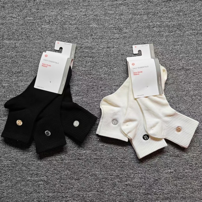 Embroidery breathable sports cotton socks for women， 3 pairs,free size,CL15.5-157