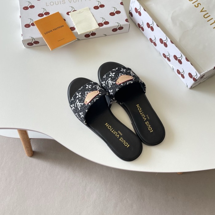 Women's flat slippers shoes, size 35-42, SS50-2106