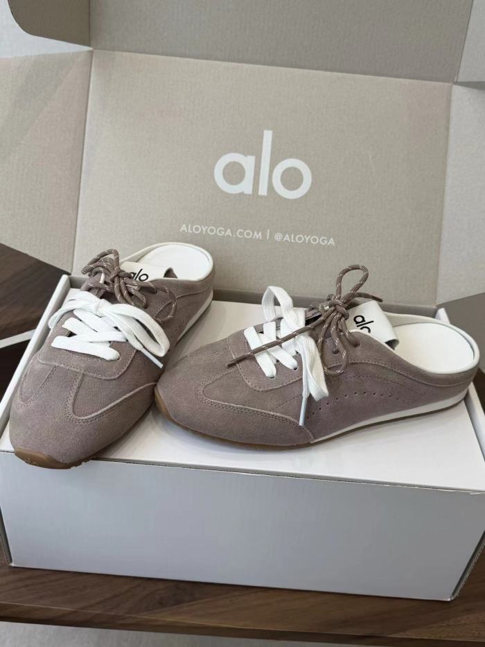 Women  shoes,  with box,size 35-40，SS70-342-345
