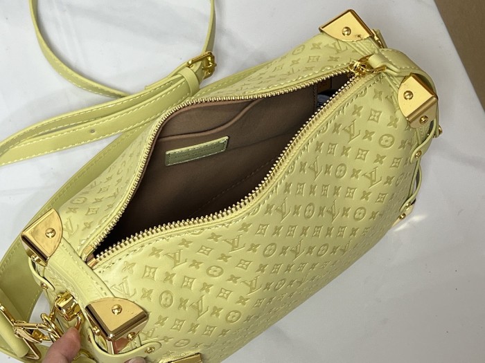 Split leather bag,4A,no box,size 21x14x6cm,B88-421