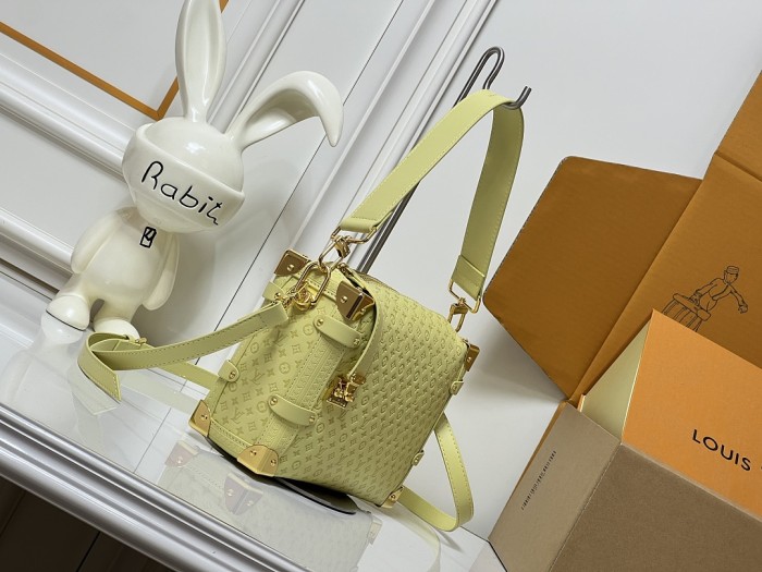 Split leather bag,4A,no box,size 21x14x6cm,B88-421