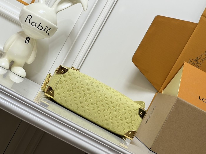 Split leather bag,4A,no box,size 21x14x6cm,B88-421