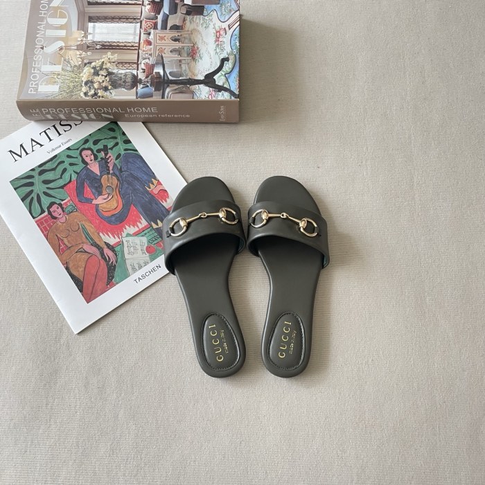Women's flat slippers shoes, size 35-42, SS50-2142