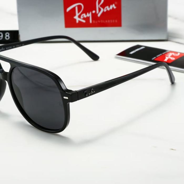 Blue light blocking sunglasses with the box and case ,G25-3820-3825