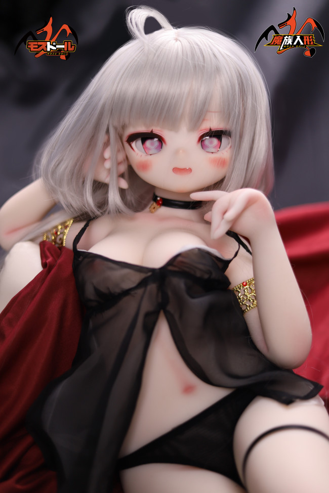 MOZU DOLL魔族人形 悪魔ちゃんフィギュア 85cm 大胸 ビニールヘッド+tpeボディ 奴隷服 エロ ハート目 ラブドール