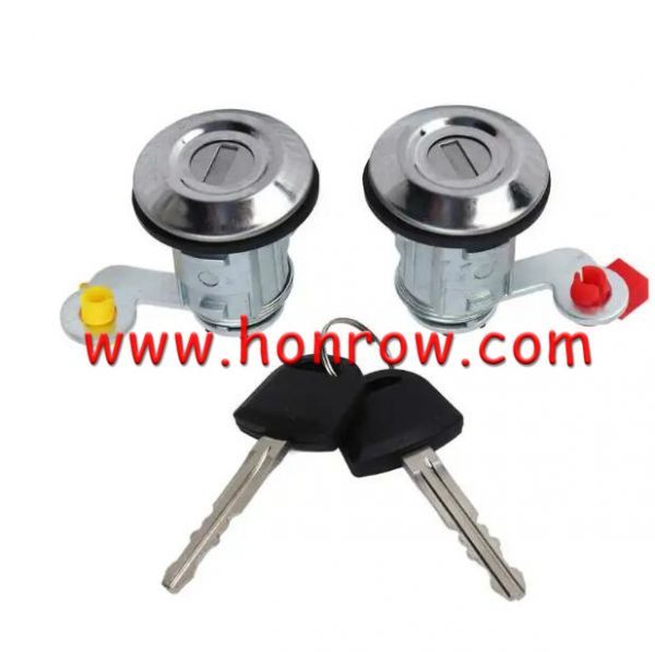For Mitsubishi Left Right Door Lock Cylinder With 2 Keys YE05506A Replacement for MITSUBISHI L200 2001 2002 2003 2004 2005