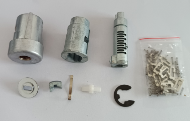 Complete set of individual parts  For Ford Transit MK8  Tourneo Car Ignition Barrel Switch With 2 Keys Reference OE/OEM Number: 1926227