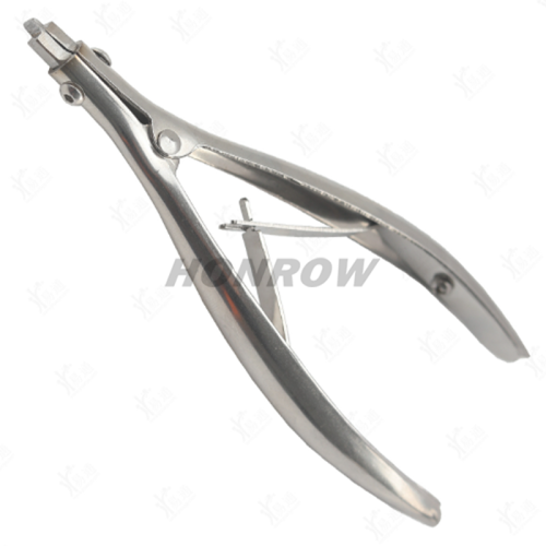 LuoGong remote control shell-removing pliers are suitable for dismantling and assembling the shells of various car folding remote control keys and smart cards